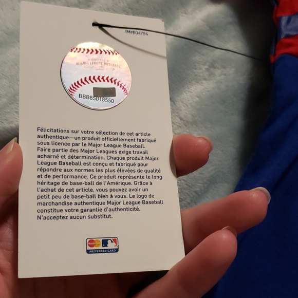 CUBS V-Neck Shirt - Picture 5 of 7